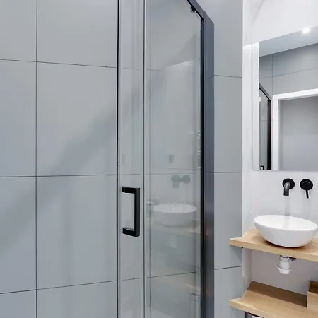 Pick A Flat's In Sur Seine - Avenue Charles De Gaulle *